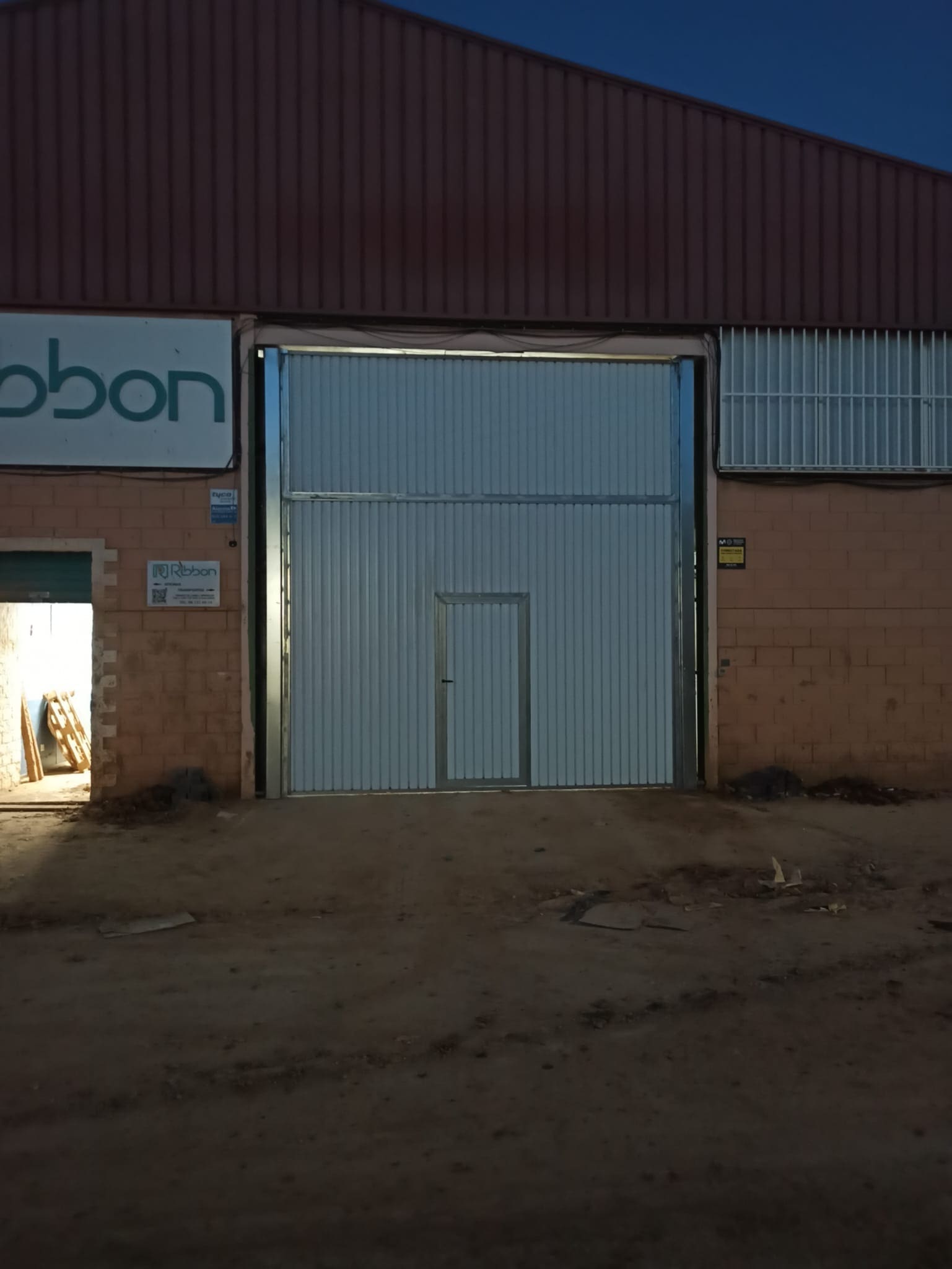 Mantenimiento puerta basculante industrial 2