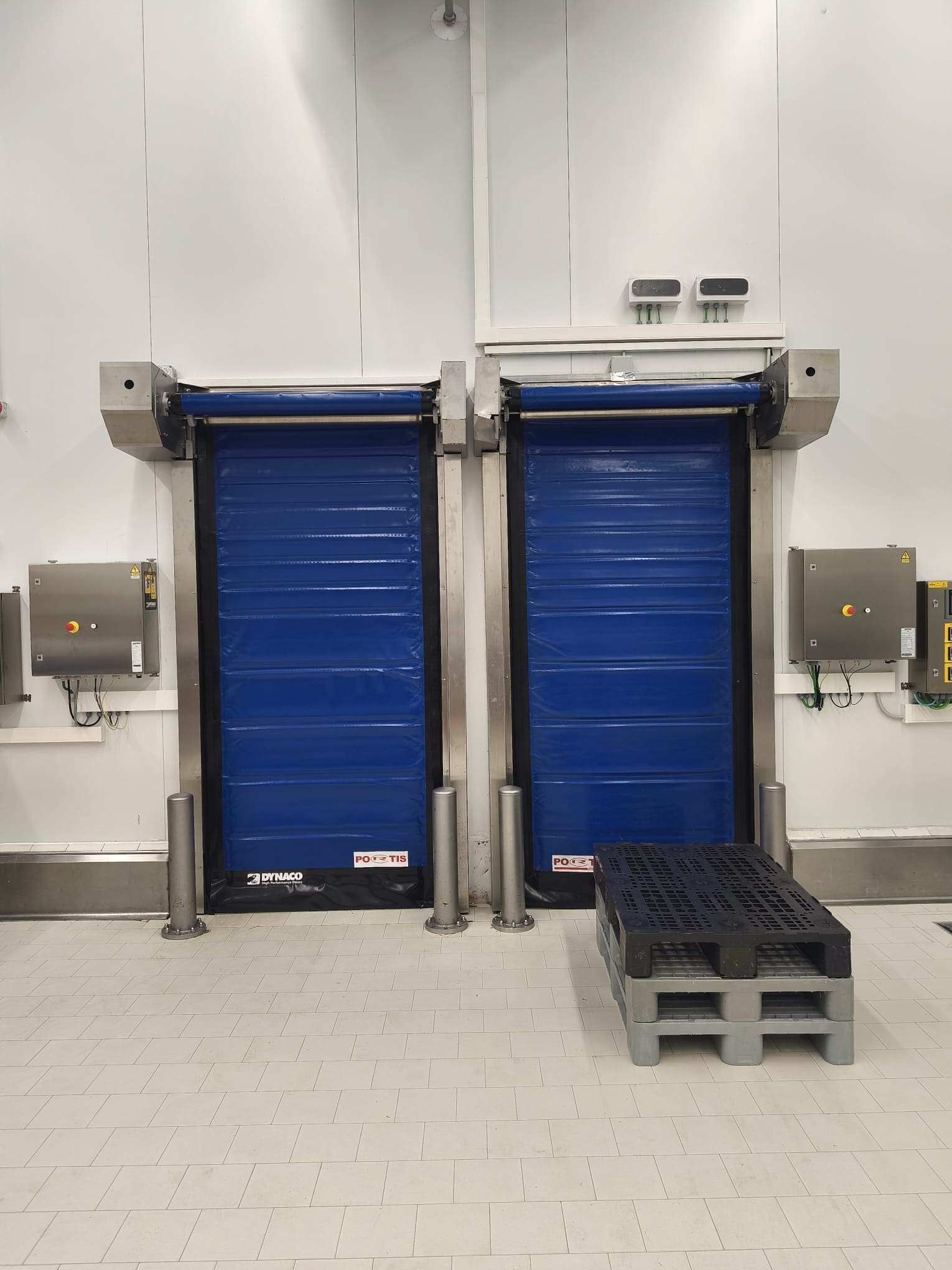 Puerta industrial motorizada 2