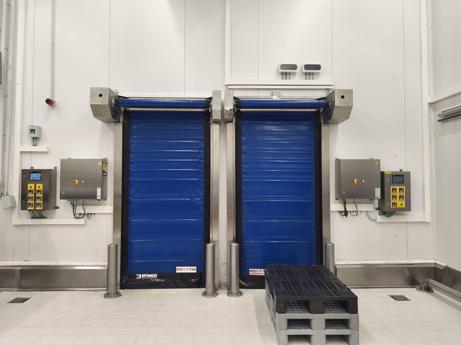 Puerta industrial motorizada